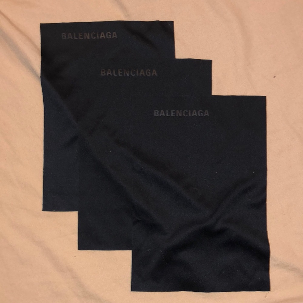 Balenciaga 3CT Black Lens Cleaning Cloths
